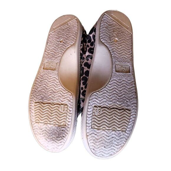Time And Tru Women's Shoes Size 6.5 Leopard Print Brown Tan Memory Foam   - Picture 4 of 10